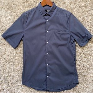 Men’s H&M Short Sleeve Dress Shirt Small